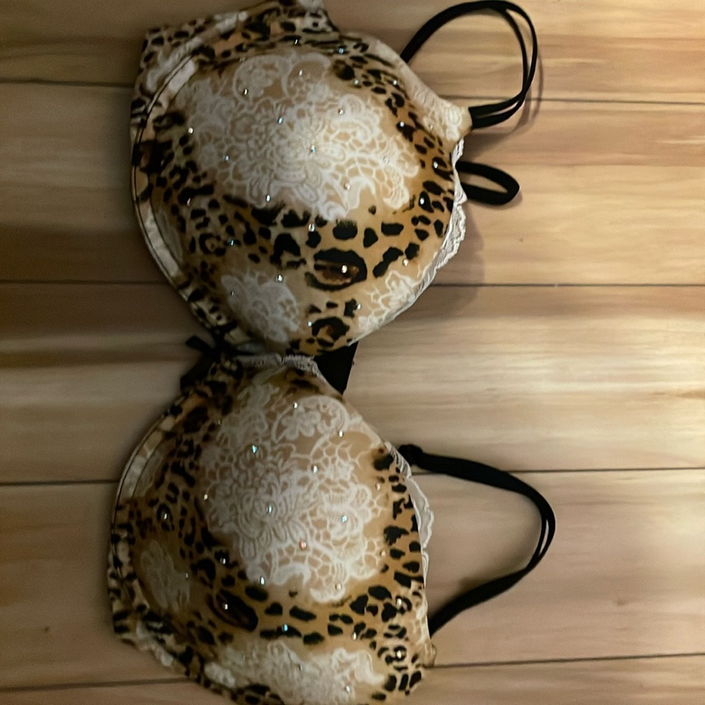 Black and tan size 38c